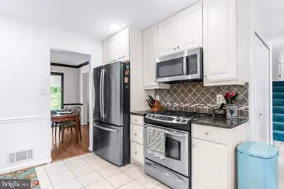 19320 Richwood Court, Brookeville, MD 20833 - Photo 9