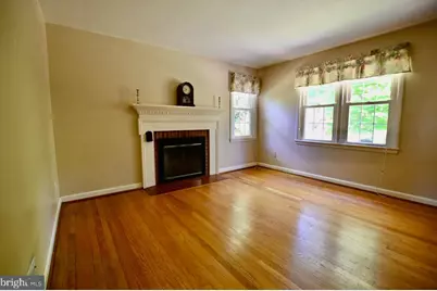 124 Chestnut Avenue, Washington Grove, MD 20880 - Photo 3