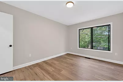 18642 Pier Point Place, Montgomery Village, MD 20886 - Photo 7