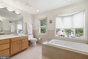 10 Wandering Trail, Potomac, MD 20854 - Photo 29