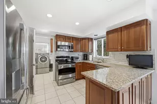 10 Wandering Trail, Potomac, MD 20854 - Photo 21
