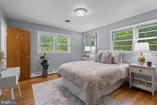 14221 Hi Wood Dr, Rockville, MD 20850 - Photo 23