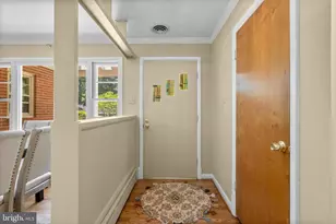 14221 Hi Wood Dr, Rockville, MD 20850 - Photo 5