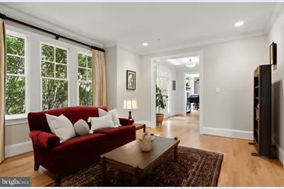 7032 Wilson Lane, Bethesda, MD 20817 - Photo 23