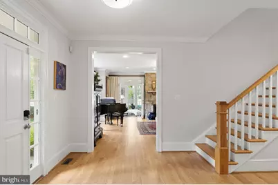 7032 Wilson Lane, Bethesda, MD 20817 - Photo 5