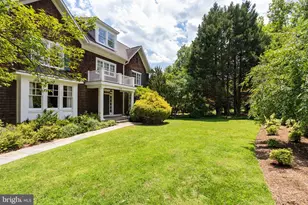 7032 Wilson Ln, Bethesda, MD 20817 - Photo 61