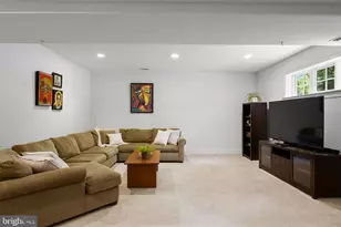 7032 Wilson Ln, Bethesda, MD 20817 - Photo 47