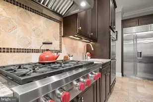 6410 Landon Ln, Bethesda, MD 20817 - Photo 11