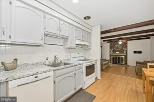 9700 Shadow Oak Dr, Gaithersburg, MD 20886 - Photo 13