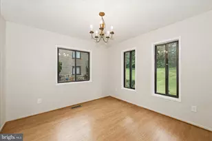 9700 Shadow Oak Dr, Gaithersburg, MD 20886 - Photo 11