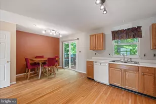 14823 Strawberry Ln, Burtonsville, MD 20866 - Photo 11
