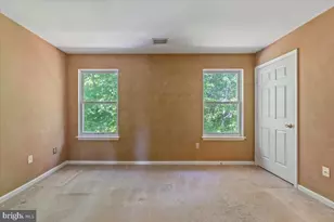 14823 Strawberry Ln, Burtonsville, MD 20866 - Photo 17