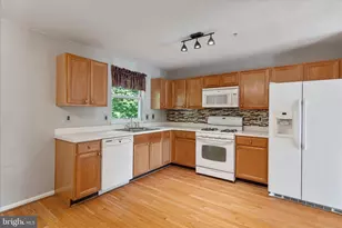 14823 Strawberry Ln, Burtonsville, MD 20866 - Photo 7