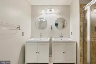 14823 Strawberry Ln, Burtonsville, MD 20866 - Photo 19