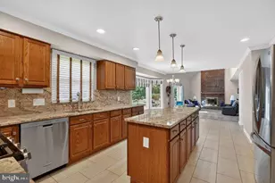 19804 Sovereign Ct, Germantown, MD 20876 - Photo 23