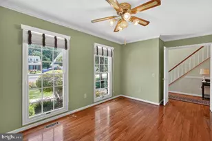 19804 Sovereign Ct, Germantown, MD 20876 - Photo 3