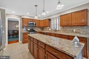 19804 Sovereign Ct, Germantown, MD 20876 - Photo 21