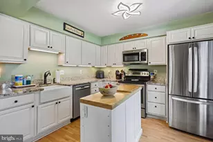 14822 Rose Trellis Pl, Silver Spring, MD 20906 - Photo 17