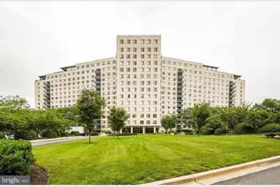10401 Grosvenor Place #324, Rockville, MD 20852 - Photo 1