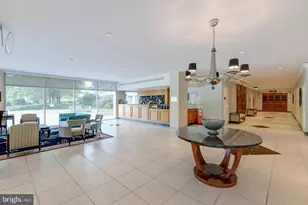 10401 Grosvenor Pl, Rockville, MD 20852 - Photo 19