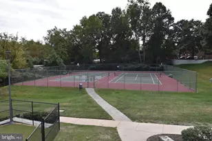 10401 Grosvenor Pl, Rockville, MD 20852 - Photo 31