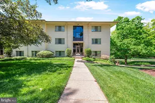 10444 Rockville Pike, Rockville, MD 20852 - Photo 1