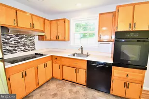 11404 Soward Dr, Kensington, MD 20895 - Photo 21