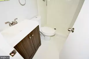 11404 Soward Dr, Kensington, MD 20895 - Photo 27