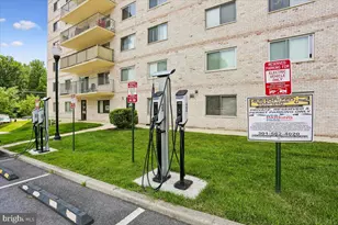 1111 W University Blvd W, Silver Spring, MD 20902 - Photo 21