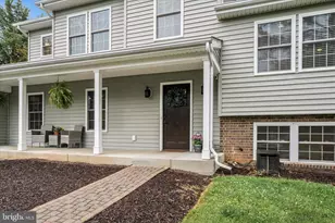 24717 Showbarn Cir, Damascus, MD 20872 - Photo 3