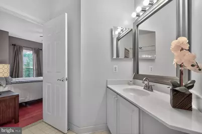 414 Summer Garden Way, Rockville, MD 20850 - Photo 23
