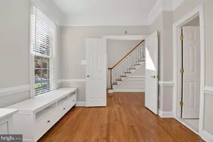 9908 Bald Cypress Dr, Rockville, MD 20850 - Photo 5