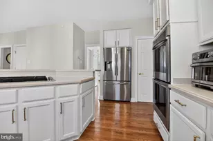 9908 Bald Cypress Dr, Rockville, MD 20850 - Photo 9