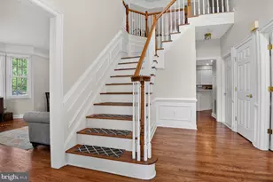 9908 Bald Cypress Dr, Rockville, MD 20850 - Photo 3