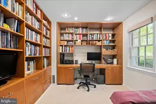 6413 Kenhowe Dr, Bethesda, MD 20817 - Photo 49