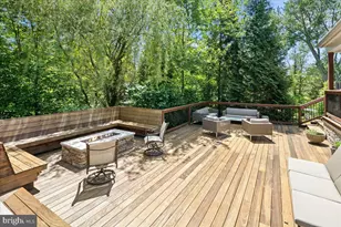 6413 Kenhowe Dr, Bethesda, MD 20817 - Photo 59