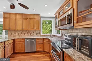 2108 Merrifields Dr, Silver Spring, MD 20906 - Photo 13