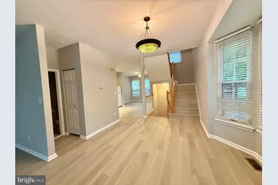 8 Diamond Hill Court, Germantown, MD 20874 - Photo 3