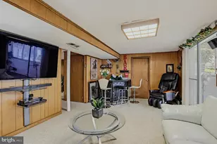 13407 Justice Rd, Rockville, MD 20853 - Photo 23