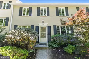9884 Hollow Glen Pl, Silver Spring, MD 20910 - Photo 3