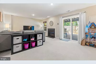 207 Longpoint Way, Gaithersburg, MD 20878 - Photo 27