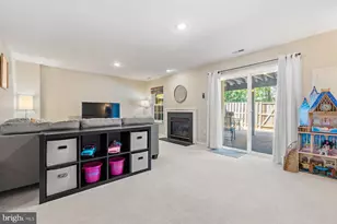 207 Longpoint Way, Gaithersburg, MD 20878 - Photo 27