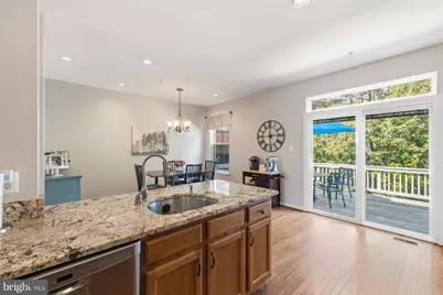 207 Longpoint Way, Gaithersburg, MD 20878 - Photo 5