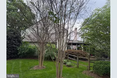9413 Vineyard Haven Drive, Montgomery Village, MD 20886 - Photo 3