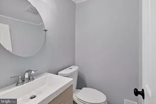 830 College Pkwy, Rockville, MD 20850 - Photo 11