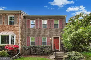 7709 Heatherton Ln, Potomac, MD 20854 - Photo 1