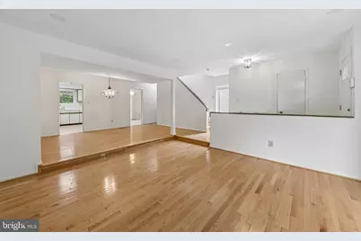 10739 Mist Haven Terrace, Rockville, MD 20852 - Photo 9
