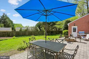 4004 Manor Park Ct, Rockville, MD 20853 - Photo 5