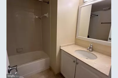 10101 Grosvenor Place #1613, Rockville, MD 20852 - Photo 13