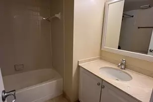 10101 Grosvenor Pl, Rockville, MD 20852 - Photo 13
